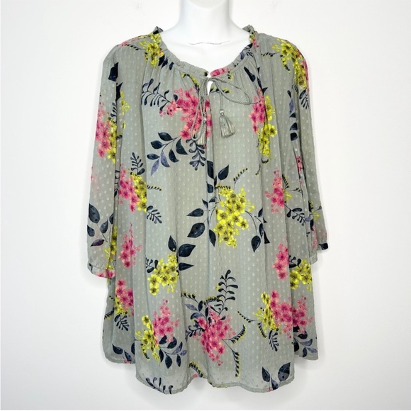 Catherines Tops - CATHERINES Petite Floral Print Swiss Dot Tassel Top Size 3X WP 26/28WP